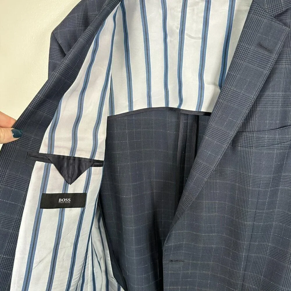 Hugo Boss The James Wool Blazer Jacket Size 44L Blue Plaid Career Business